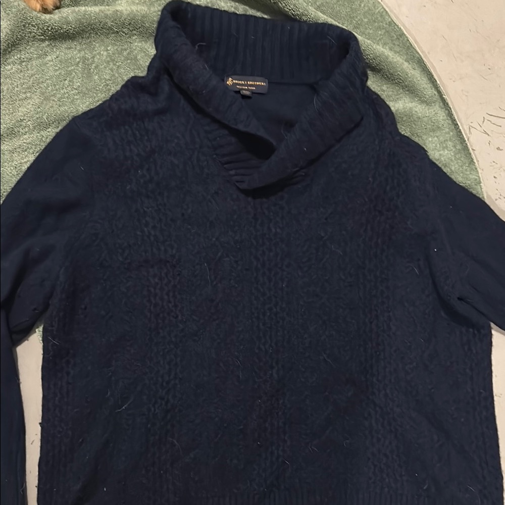 100% Wool Brooks Brothers Men's Navy Sweater